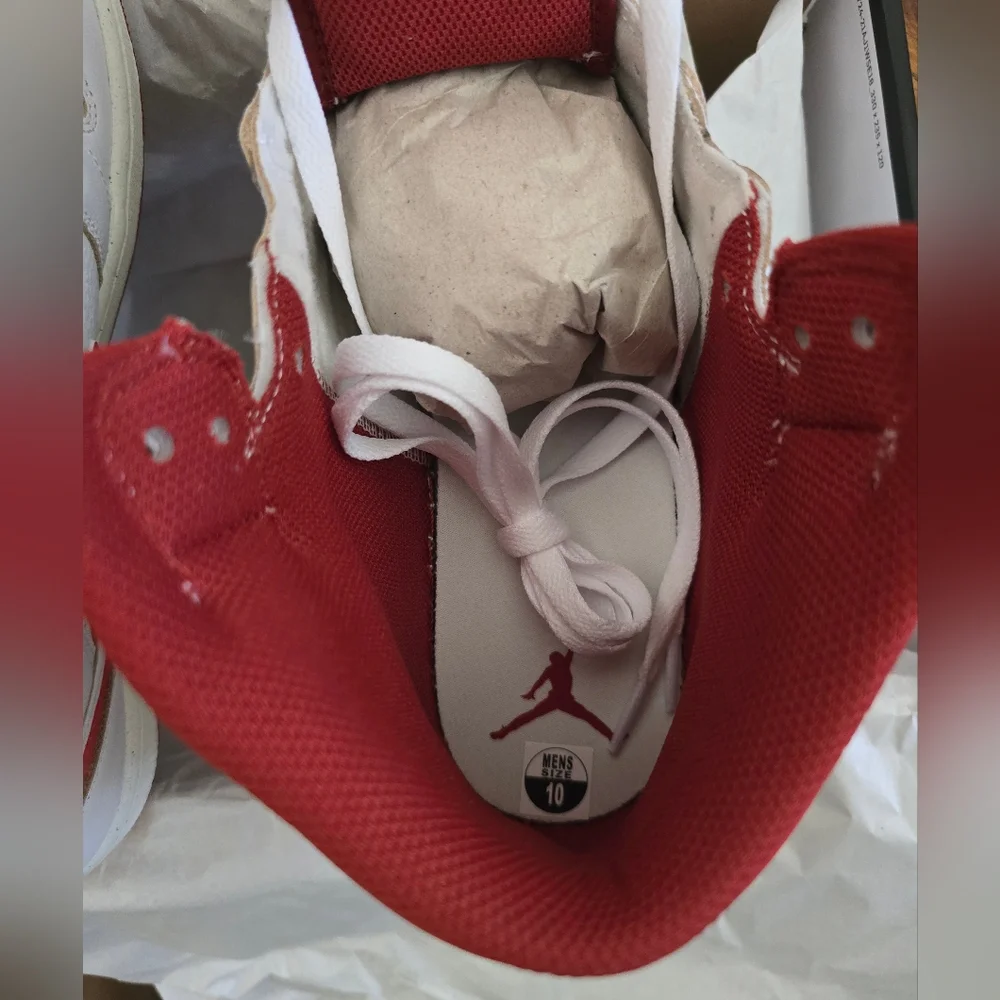 Jordan 1 - Picture 4 of 6